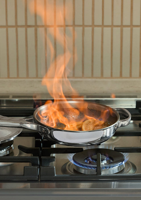 flambeing bananas in mini ceramic nonstick always pan made without PFAS pro